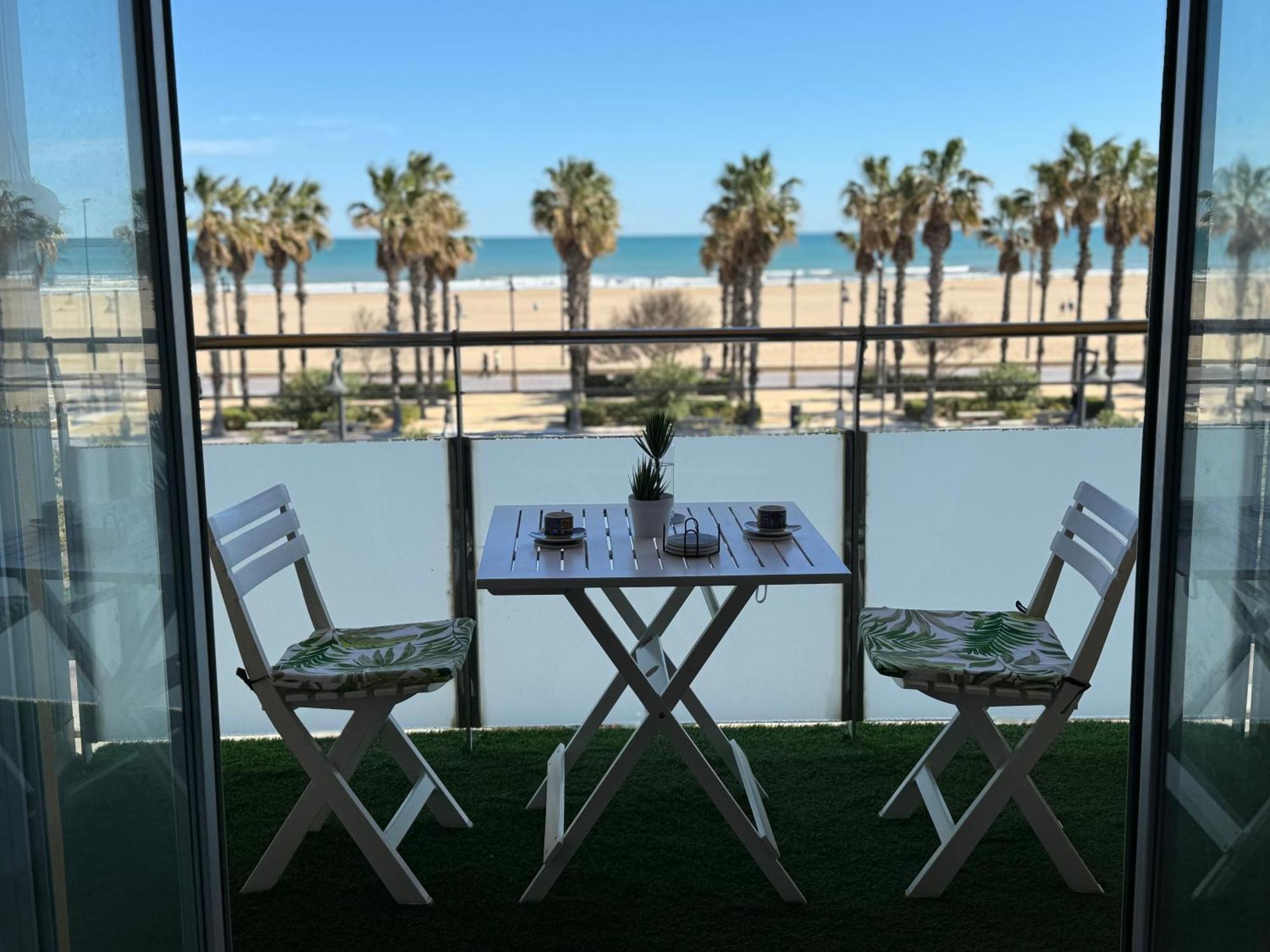Apartamento Primera Linea De Mar 瓦伦西亚 外观 照片